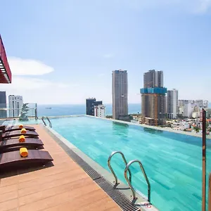 Cordial Grand - Infinity Rooftop Pool 4*, Da Nang Vietnam